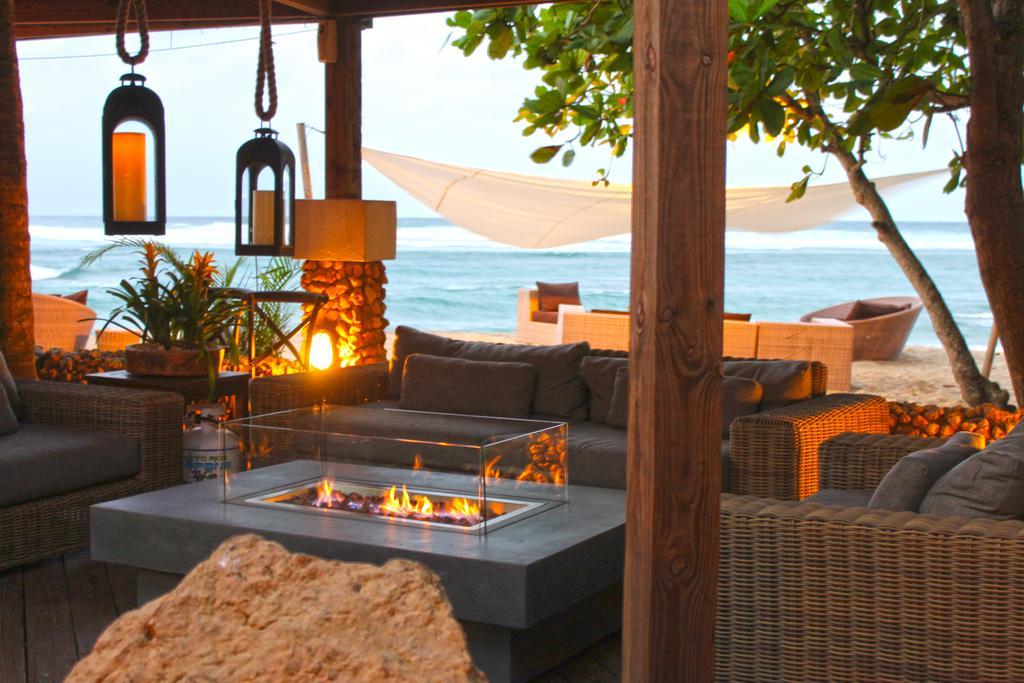 Villa Montaña Beach Resort Isabela Exterior foto